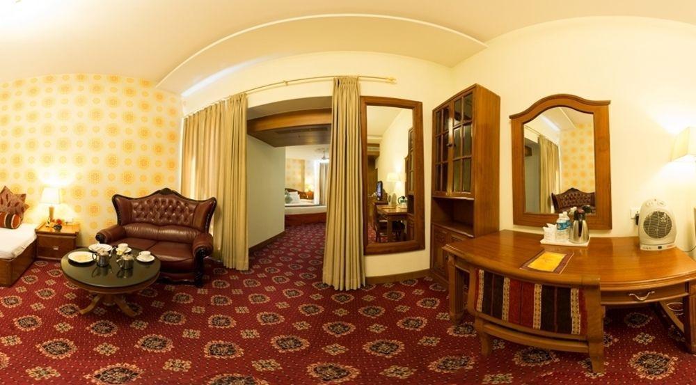 Hotel Jaipur Palace Kültér fotó